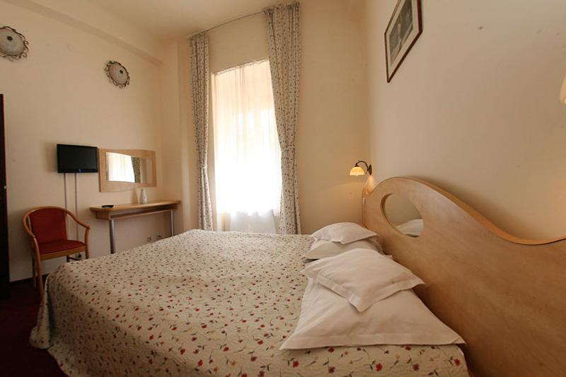 Hotel Ferdinand באיילה הרקולנדה מראה חיצוני תמונה